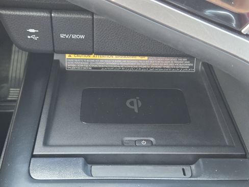 Used 2018 Toyota Camry XSE image 23