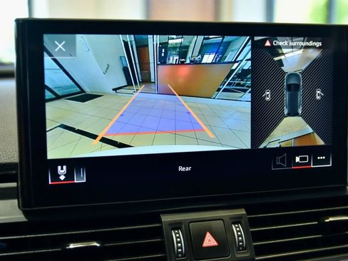 Used 2024 Audi Q5 2.0T Premium Plus image 18