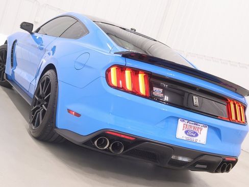 Certified 2017 Ford Mustang Shelby GT350 w/ Electronics Package image 30