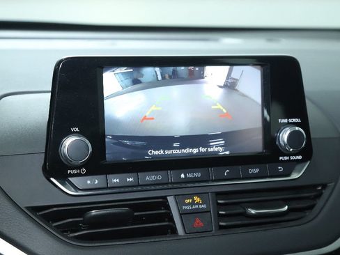 Used 2023 Nissan Altima 2.5 S FWD image 28