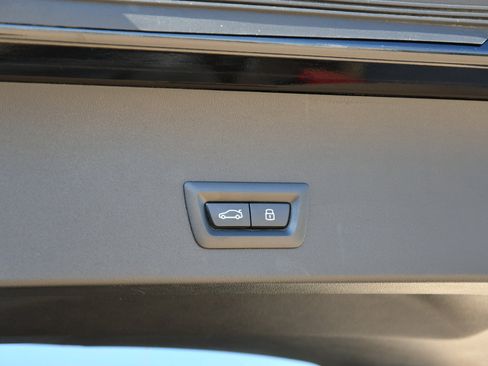 Used 2025 BMW X3 xDrive30i image 8