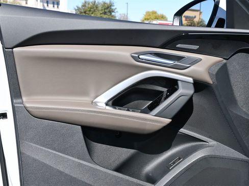 New 2025 Audi Q5 Premium Plus image 13