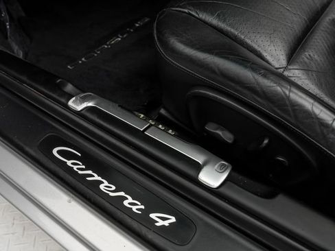 Used 2000 Porsche 911 Carrera RWD image 10