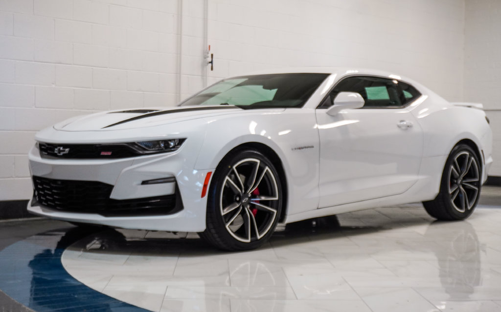 Used 2023 Chevrolet Camaro SS RWD image 4
