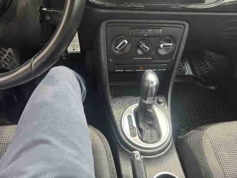 Used 2019 Volkswagen Beetle 2.0T Final Edition SEL image 13