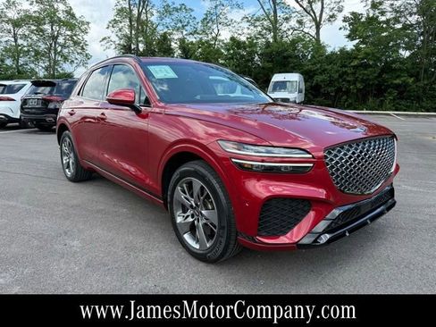 Used 2022 Genesis GV70 3.5T Sport w/ Sport Advanced Package AWD/4WD image 3