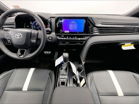 New 2026 Toyota Camry Hybrid image 5