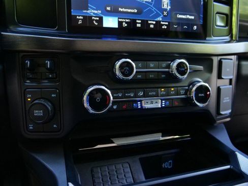 Used 2024 Ford F250 Lariat w/ Sport Appearance Package AWD/4WD image 16