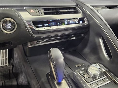 Used 2023 Lexus LC 500 Convertible image 22