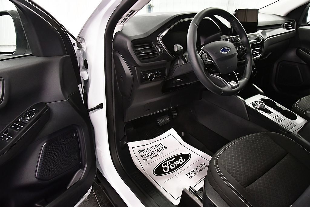 Used 2024 Ford Escape Active AWD/4WD image 15