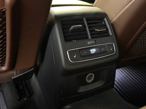 Used 2018 Audi A4 2.0T Premium Plus image 23