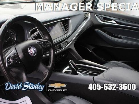 Used 2021 Buick Enclave Premium w/ Sun and Sites Package image 3