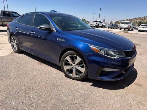 Used 2020 Kia Optima S FWD image 3