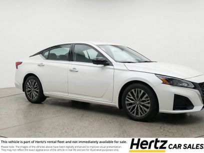 Used 2025 Nissan Altima 2.5 SV