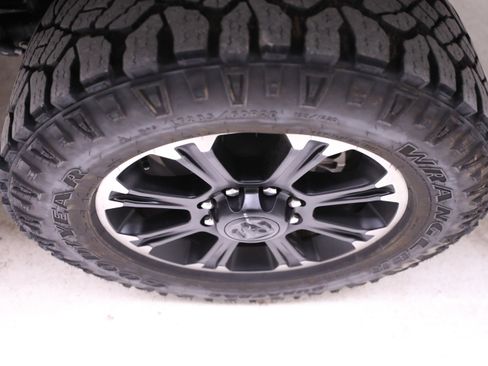 Used 2024 RAM 2500 Rebel image 34