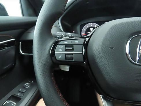 Used 2025 Acura ADX A-Spec image 13