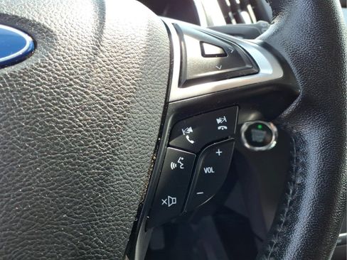 Used 2019 Ford Edge Titanium w/ Cold Weather Package AWD/4WD image 20