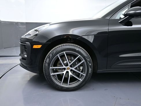 New 2026 Porsche Macan AWD/4WD image 12