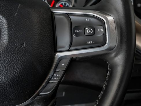 Used 2024 RAM 2500 Laramie AWD/4WD image 18