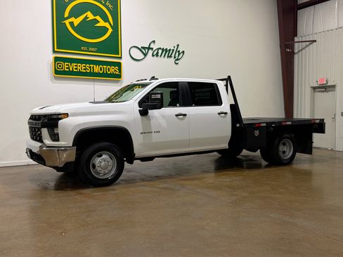 Used 2022 Chevrolet Silverado 3500 W/T w/ WT Convenience Package image 3