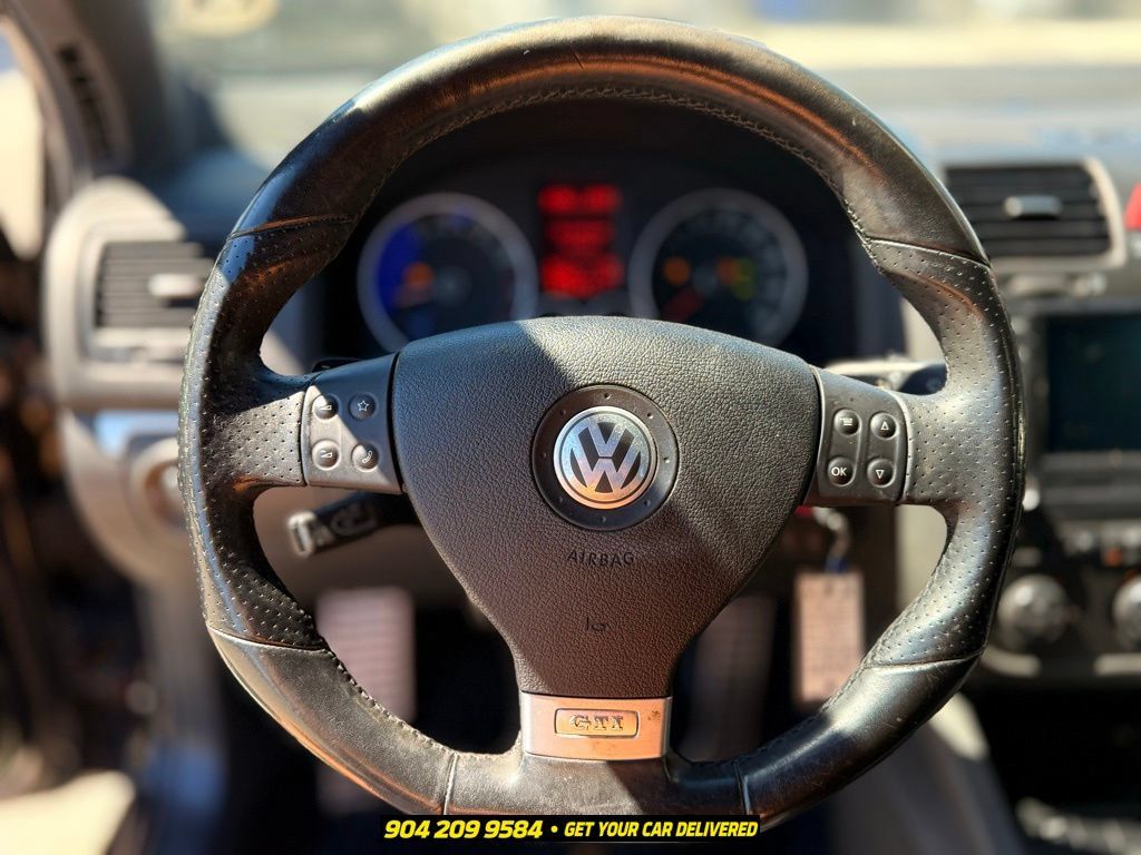 Used 2007 Volkswagen GTI 2-Door FWD image 13