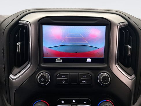 Used 2021 Chevrolet Silverado 1500 LT w/ Bed Protection Package image 15