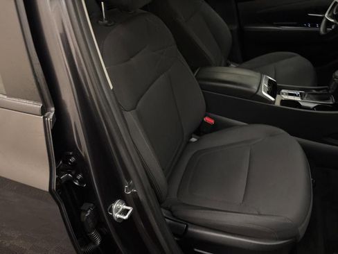 Certified 2024 Hyundai Tucson SE image 22