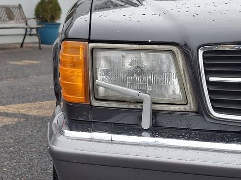 Used 1991 Mercedes-Benz 560 SEC image 10