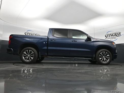 Used 2022 Chevrolet Silverado 1500 RST AWD/4WD image 33