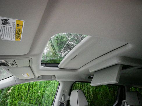 New 2026 Honda Odyssey Touring image 28