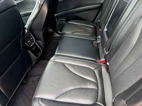 Used 2023 Lincoln Nautilus Reserve AWD/4WD image 19