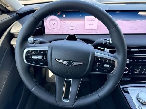 Used 2025 Genesis G80 2.5T image 34