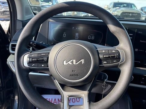 Used 2024 Kia Sportage LX image 20