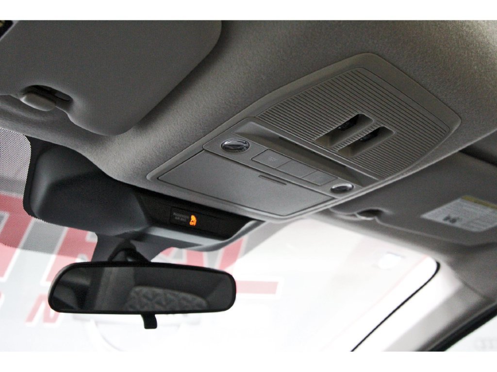 Used 2026 Nissan Kicks SV w/ SV Premium Package FWD image 21