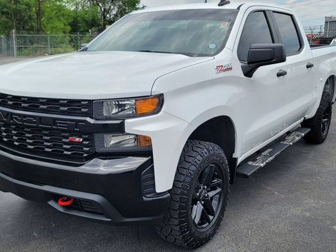 Used 2021 Chevrolet Silverado 1500 Custom Trail Boss AWD/4WD image 3