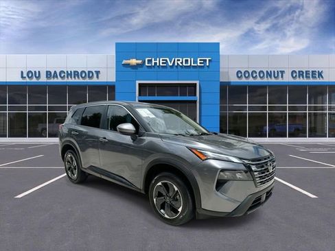 Used 2024 Nissan Rogue SV FWD image 1