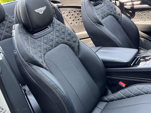 Used 2020 Bentley Continental GT V8 image 39