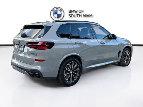 Used 2024 BMW X5 M60i image 7