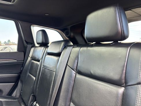 Used 2018 Jeep Grand Cherokee Limited w/ Luxury Group II AWD/4WD image 16