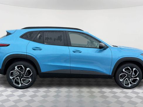 New 2026 Chevrolet Trax RS image 4