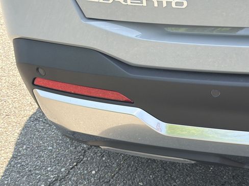 New 2026 Kia Sorento S FWD image 18
