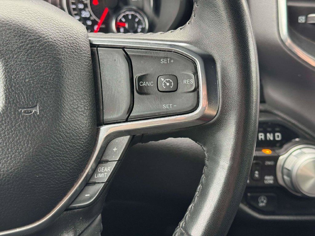 Used 2024 RAM 1500 Laramie AWD/4WD image 26