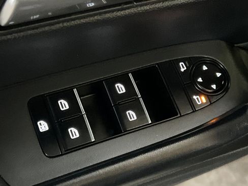 Used 2023 MAZDA CX-50 2.5 S w/ Preferred Plus Pkg image 12