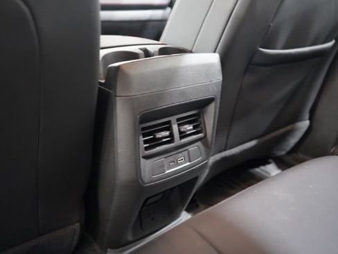 Used 2023 Chevrolet Colorado Z71 w/ Z71 Convenience Package 2 image 30