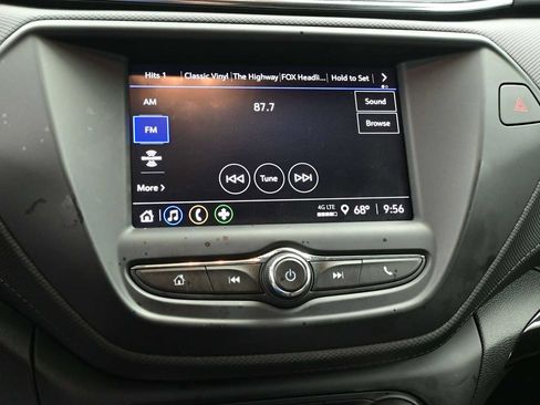 Used 2023 Chevrolet TrailBlazer LT AWD/4WD image 14