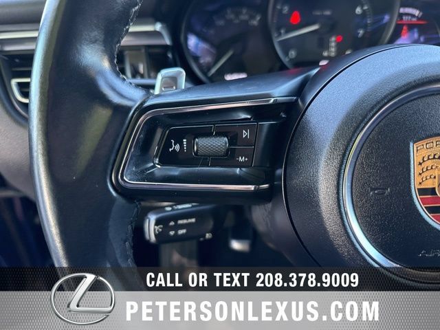 Used 2022 Porsche Macan AWD/4WD image 27