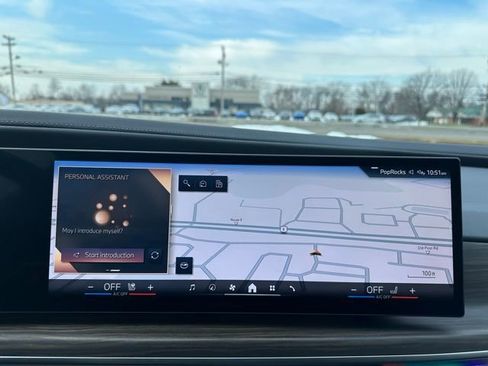 Used 2024 BMW 760i xDrive w/ Executive Package image 36