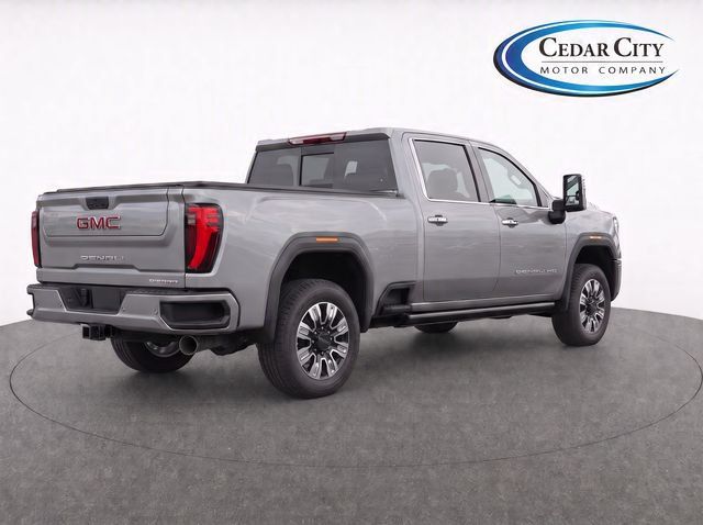Used 2025 GMC Sierra 3500 Denali w/ Denali Reserve Package AWD/4WD image 4