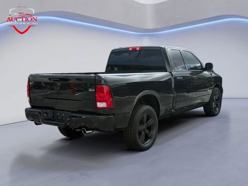 Used 2018 RAM 1500 Express w/ Black Ram 1500 Express Group image 5