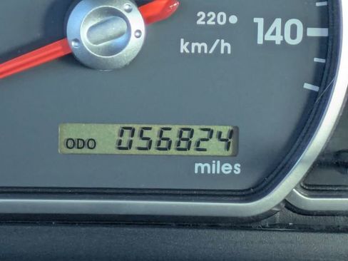 Used 2009 Mitsubishi Galant ES image 11